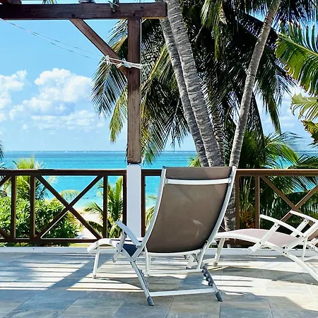 Beachfront Villa Miramar
